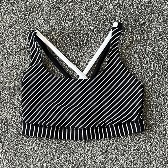 Lululemon Athletica Black and White Striped Sports Bra Size 6 - Picture 2 of 5